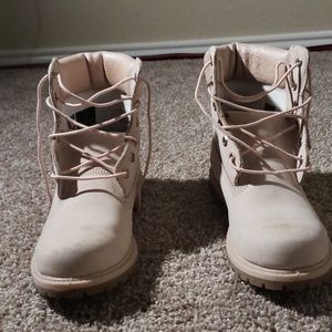 Pink Timberland worm once in mid-condition